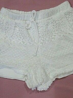 Xhilaration 23" Waist x 2" Lace Running Shorts Fringe Bottoms Lined Size Large